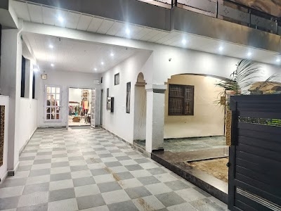 Kiran's Boutique