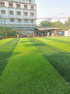 Play The Turf, Malad - by SPORLOC