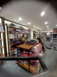 LONDON BERRY showroom