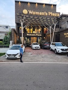 WOMAN'S PLAZA AGRA