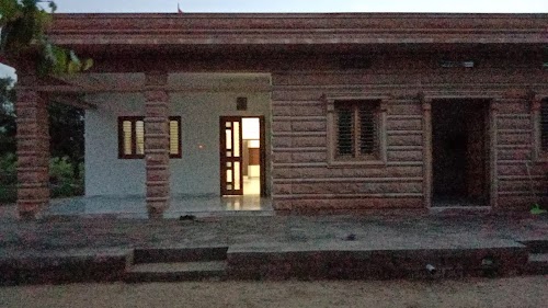 Khiyasariya
