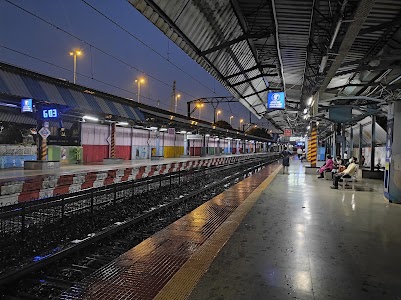 Sewri Railway Station