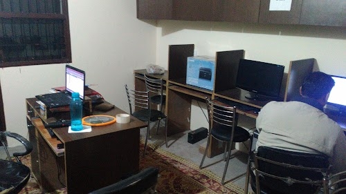 EXPERT WEB WORLD
