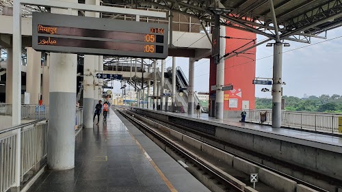 MG Bus Station