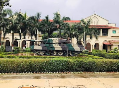 Boys’ High School And College
