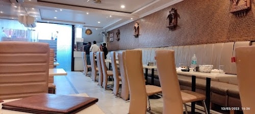 Banda Bawarchee Restaurant