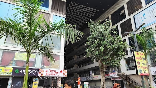 Shayona Plaza