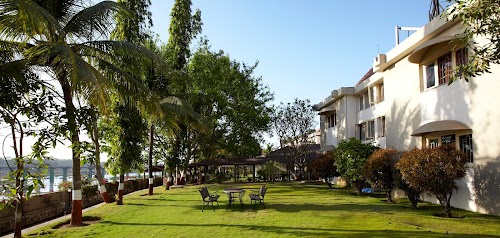 Ras By Treat Resorts