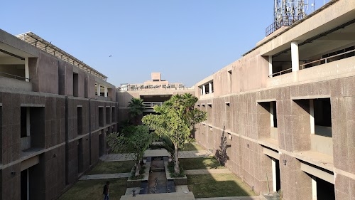 Gujarat Adani Institute of Medical Sciences, Bhuj