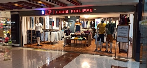 Louis Philippe-AD Mall