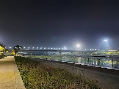 Gomti Riverfront Park