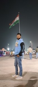 Yaduvanshi Vastralaya