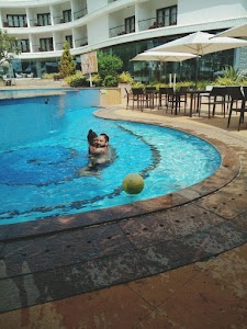 Vaqam Holidays Inn