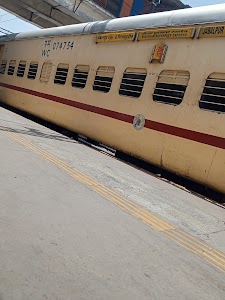 Hazarat Nizamuddin Railway Station Sarai Kale Khan Side