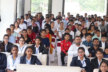 ENGLISH CAFE (An International level English Institute) (Spoken English with Personality Development) BEST SPEAKING ENGLISH TRAINING IN JHARKHAND)