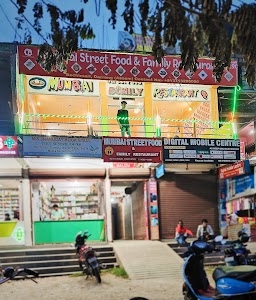 Mumbai Street Food & Family Restaurant