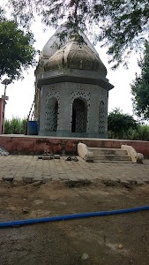 700 वर्ष प्राचीन पंचमुखी महादेव शिव मंदिर