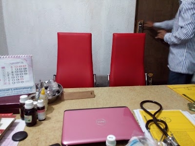 Dr. Suman Hudait's Chamber