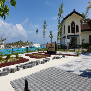 CROSSROADS Maldives