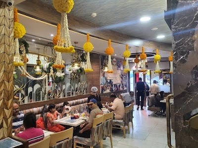 Aaswad Upahar & Mithai Grih