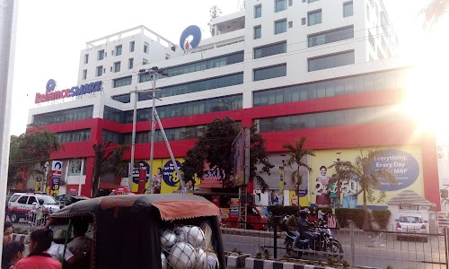 Maru Tower