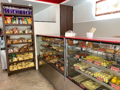 Laddoos