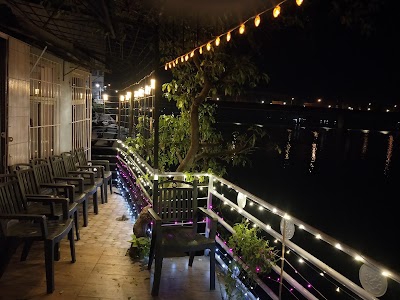 FOOD ON GANGES