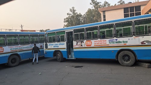 Karnal bus stand