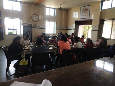 Pravin veg and non veg thali restaurant