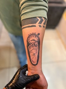 LEONS TATTOOZ
