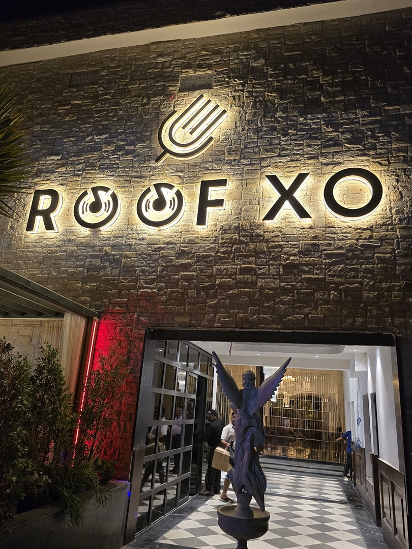 Studio xo Bar kanpur