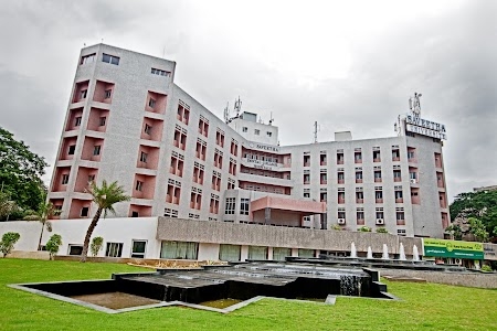 Saveetha Dental College And Hospitals