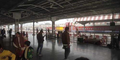 Izzatnagar railway station
