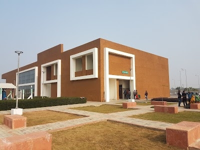 Rest Area Shopping Centre And Petrol Pump at Lucknow-Agra Expressway.