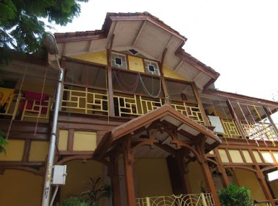 Shankar Hanuman Mandir Ambewadi Girgaon 400004