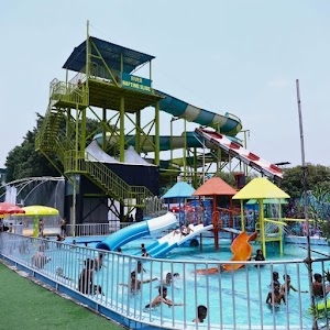 Drizzling Land Water and Amusement Park