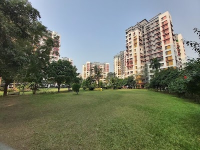 Diamond City West, Sarsuna