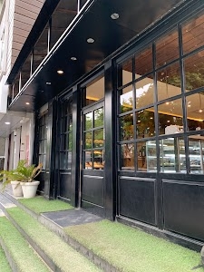 Molly’s Café