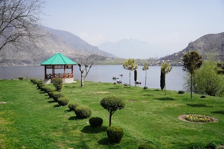 Jharokha Bagh
