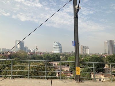 Sec 16 metro station