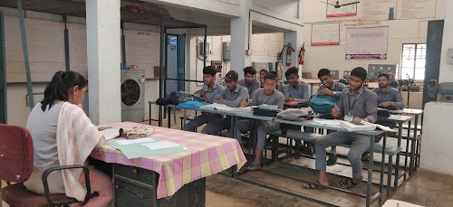 Govt. ITI Parpodi Dist-Bemetara