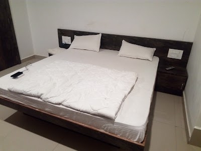 Hotel The Grand Bansari