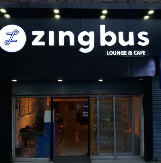 Zingbus Lounge Manali