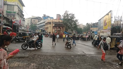 Ambernath East Main Auto Stand