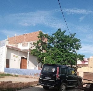 Majhola