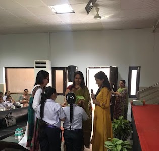 Gynae Bliss - Dr. Pankila- Best Gynaecologist in Delhi , Paschim Vihar , West Delhi - Maternity centre / Nursing home / apollo cradle / cloud nine