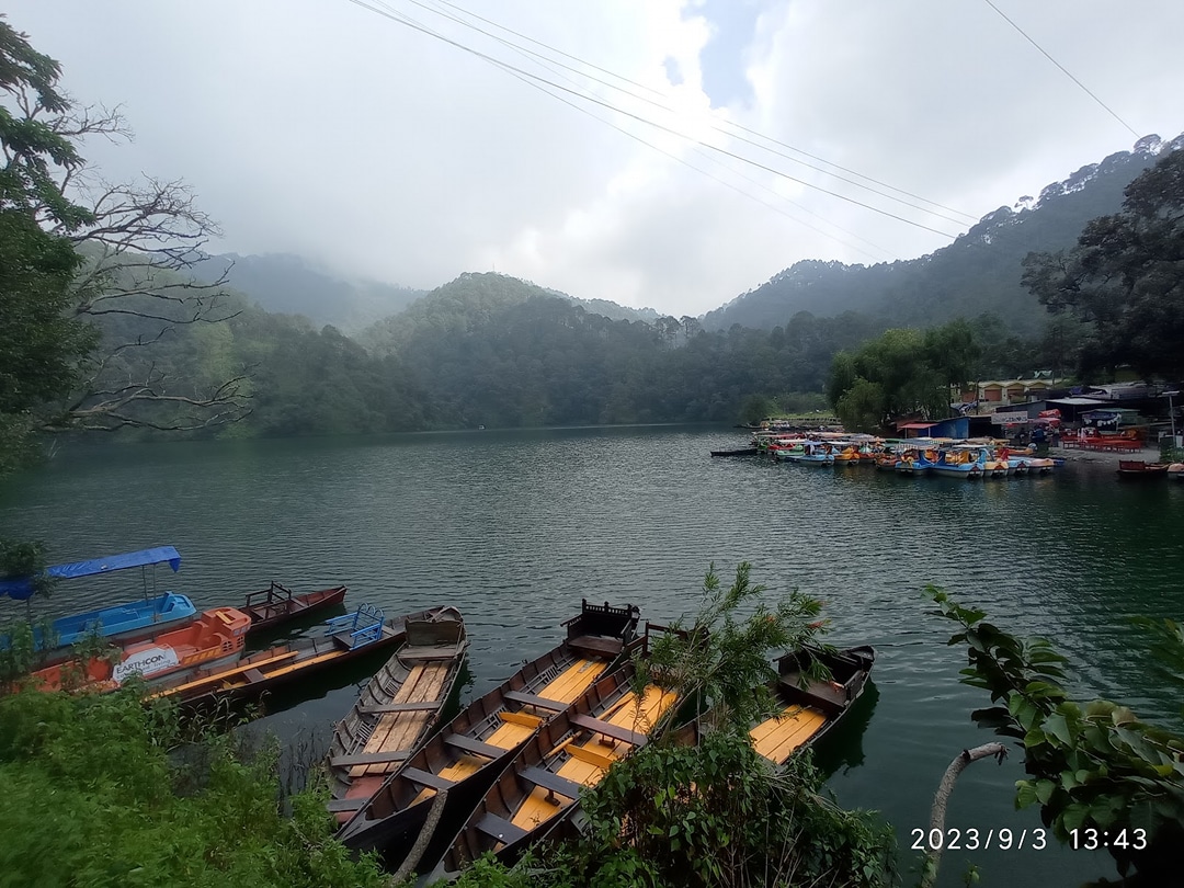 Sattal Lake