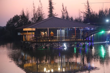 Fishermen Village Resort