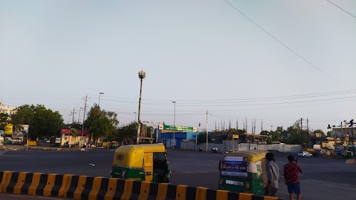 Dewas Naka Square