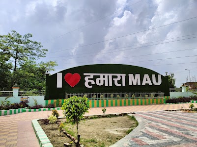 I Love Mau Selfie Point